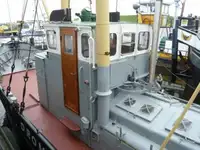 DIVE/WORK BOAT